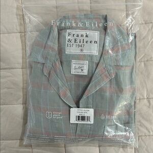 NWT Frank & Eileen Italian Classic Linen “Eileen”
